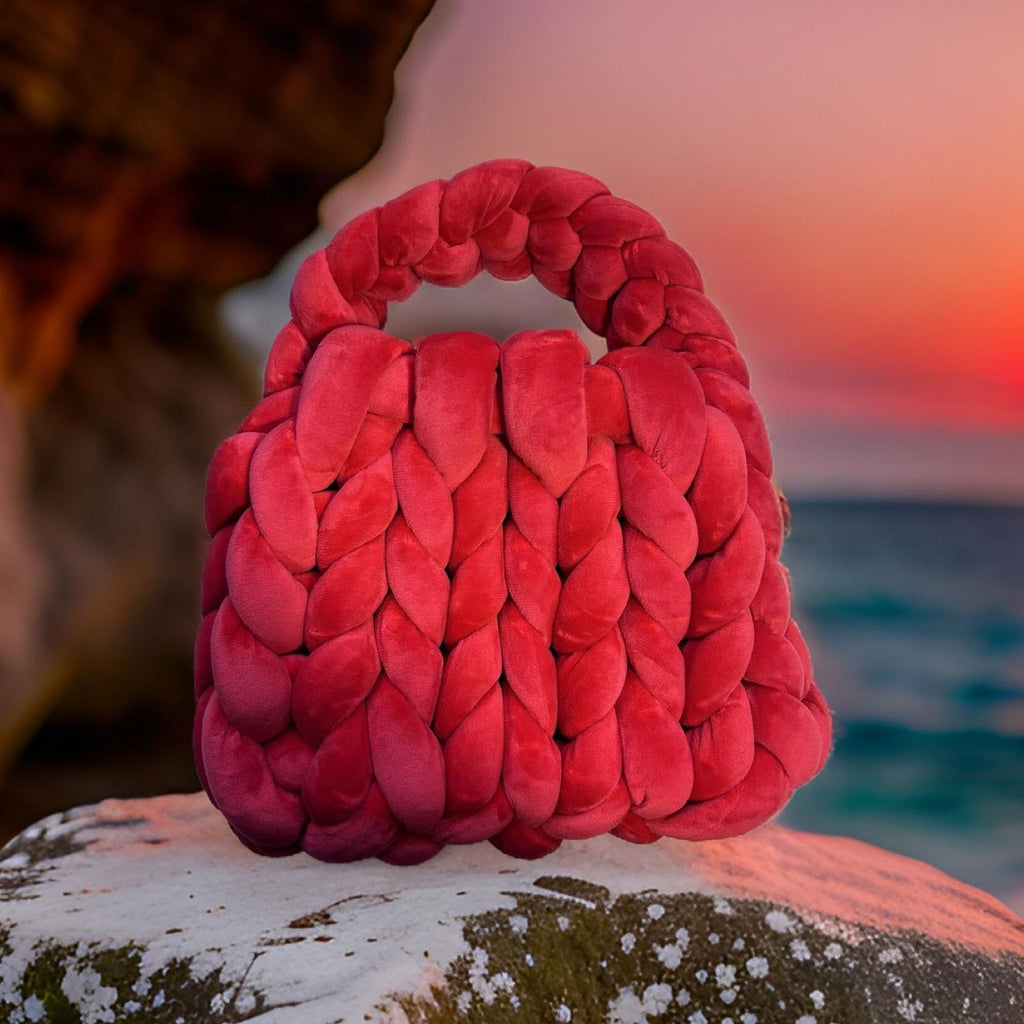 Marshmallow Baggu Velvet - Handknitted Velvet Yarn Bag Marshmallow Baggu Velvet Great Functional Goods Ladybug 